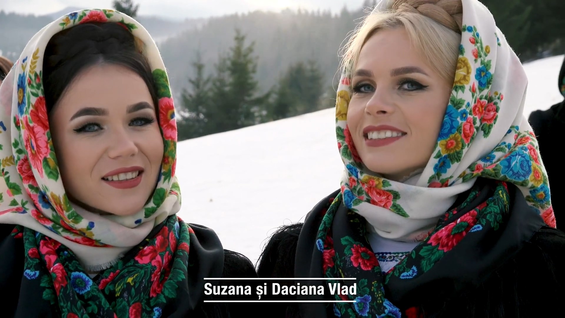 Suzana și Daciana Vlad, Iulia Bucur și Florina Oprea Sub fereastra la om bun Versuri