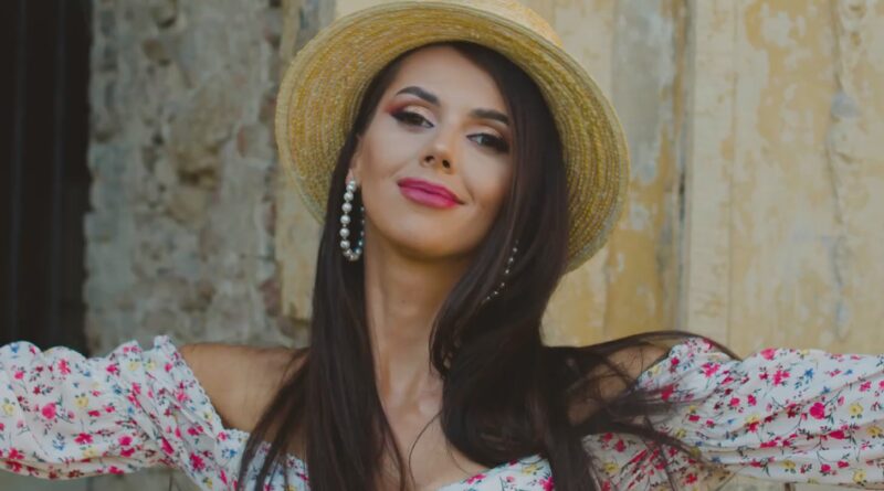 Georgiana Lobont 💖 Dragoste curata 💖 oficial video 5K - Versuri