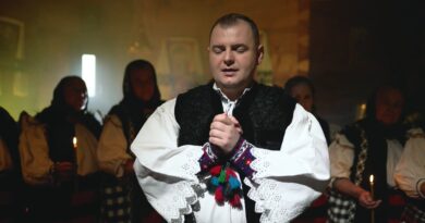 Alexandru Pop - Jeliți, creștini! Versuri