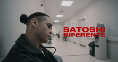 Satoshi - Diferențe Versuri